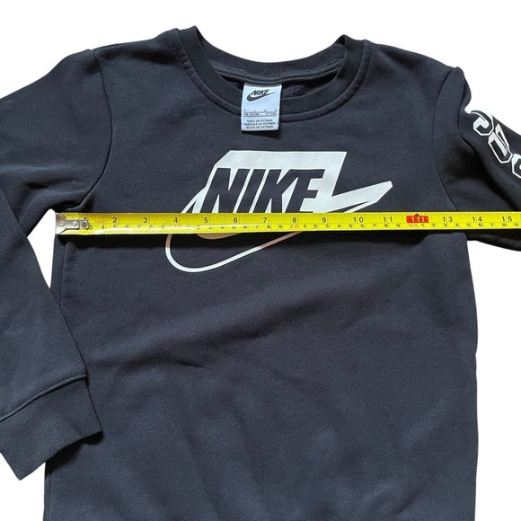 Nike Kids Crewneck Sweatshirt Black Size 6–7Y | Just Do It Logo Sleeve Pullover - Picture 5 of 7